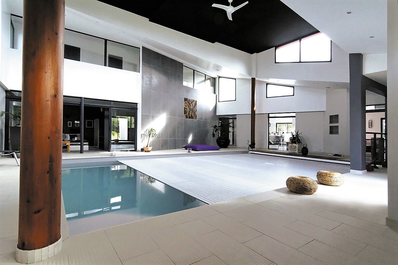 Piscines avec couverture automatique Hydra Système